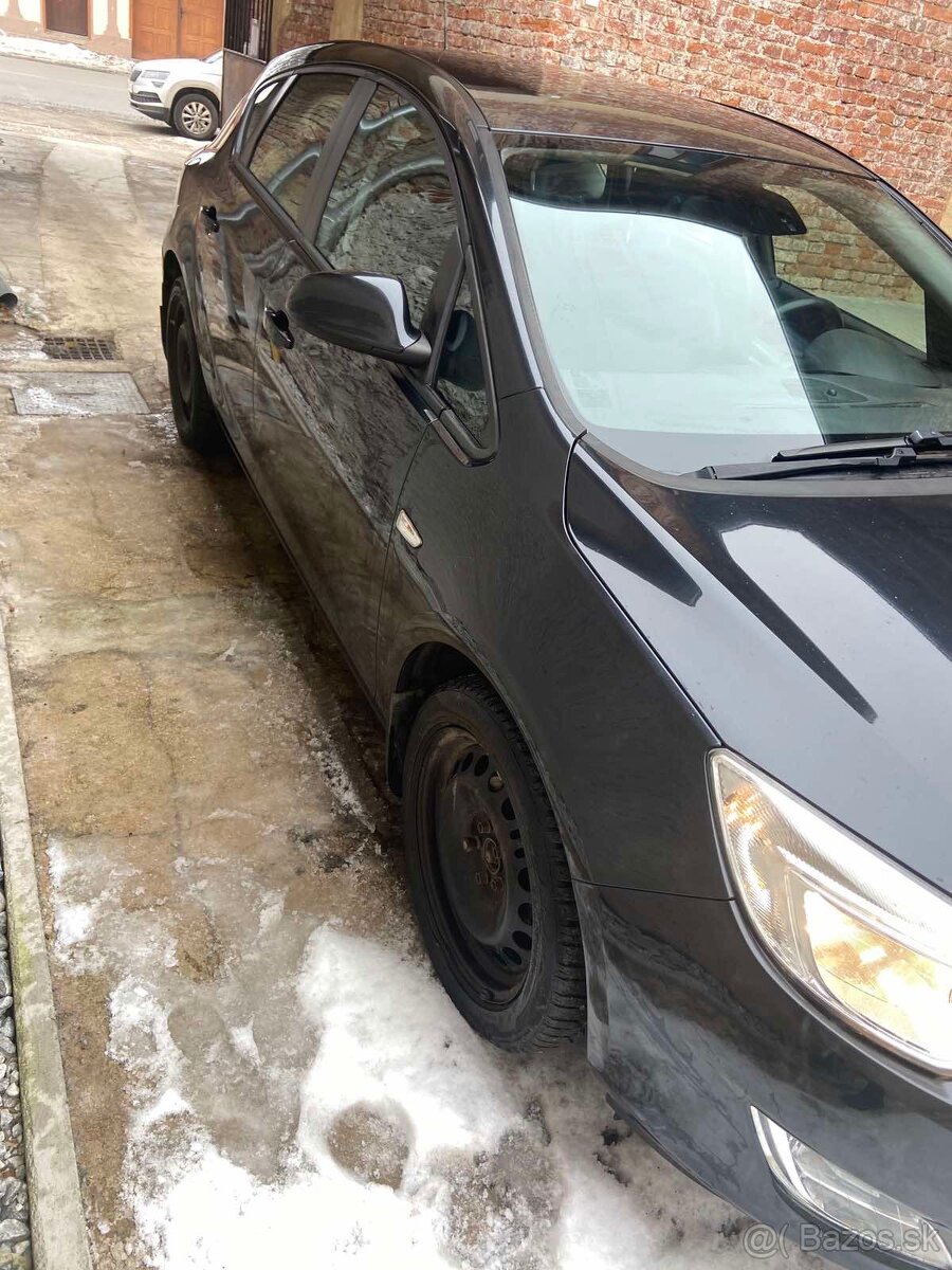 Predám Opel Astra - 4