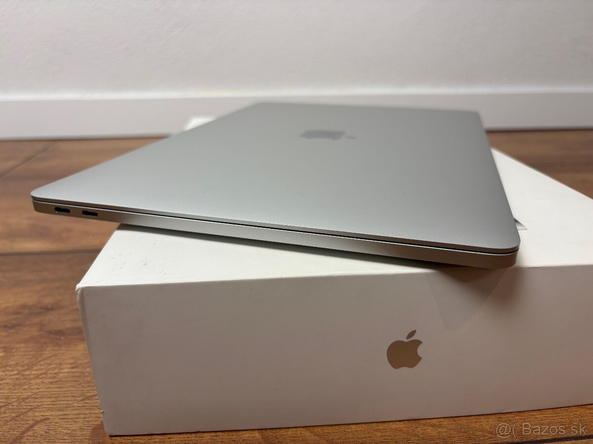 Apple MacBook Pro 13” 2016 256GB SSD 8GB RAM Silver – bez TB - 4