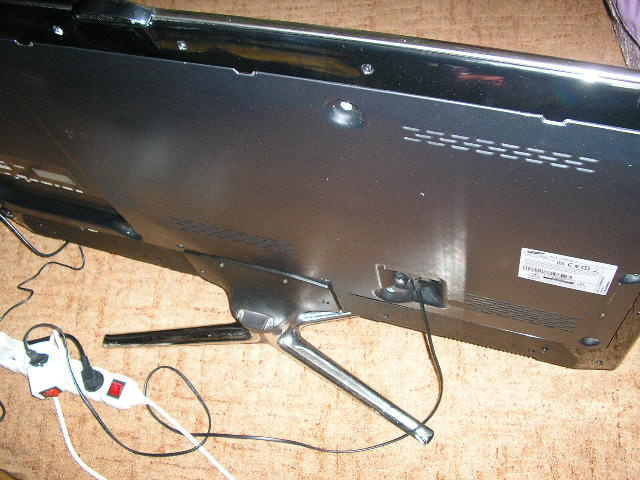 Predam LED televizor - 4