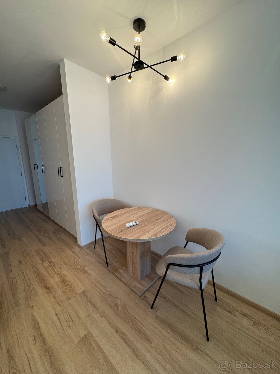 1-IZBOVÝ BYT V NOVOM RUŽINOVE S PARKING - E.2.4.5 - 4