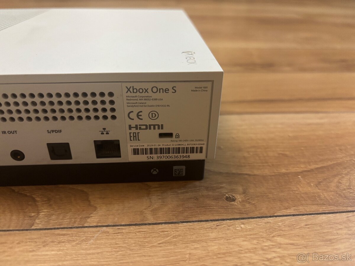 Xbox one s - 4