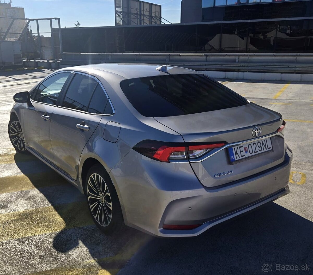 Toyota Corolla 1.6 VVTi Comfort+Style+Tech - 4