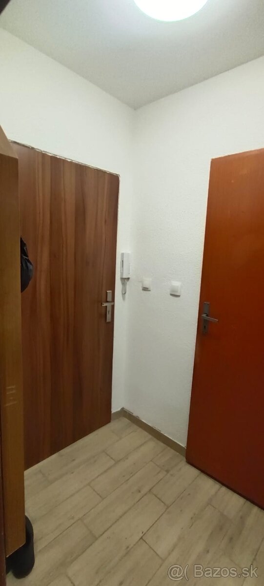 1 izbový byt, 35m2, M. Falešníka 14, Prievidza - 4