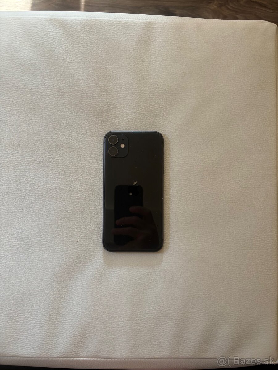 Predám iPhone 11 - 4