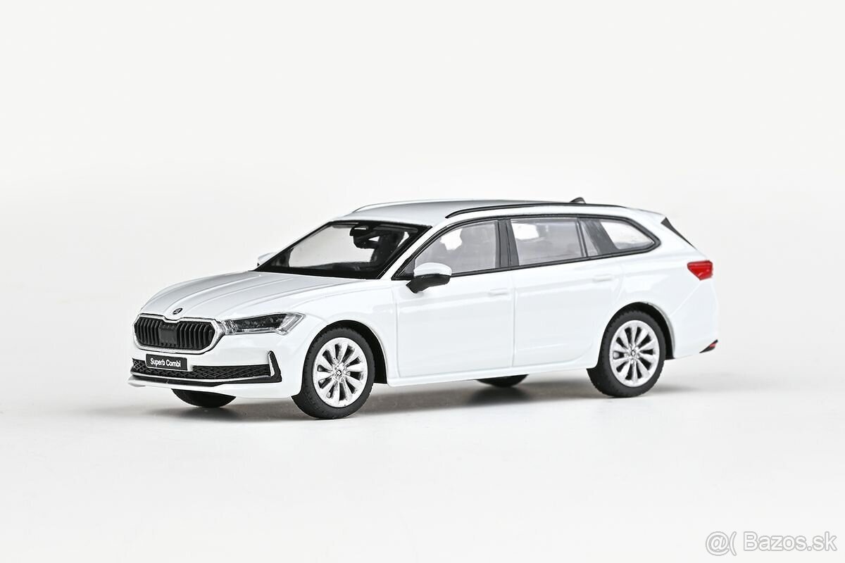 Škoda Superb IV Combi (2023) 1:43 Abrex - 4