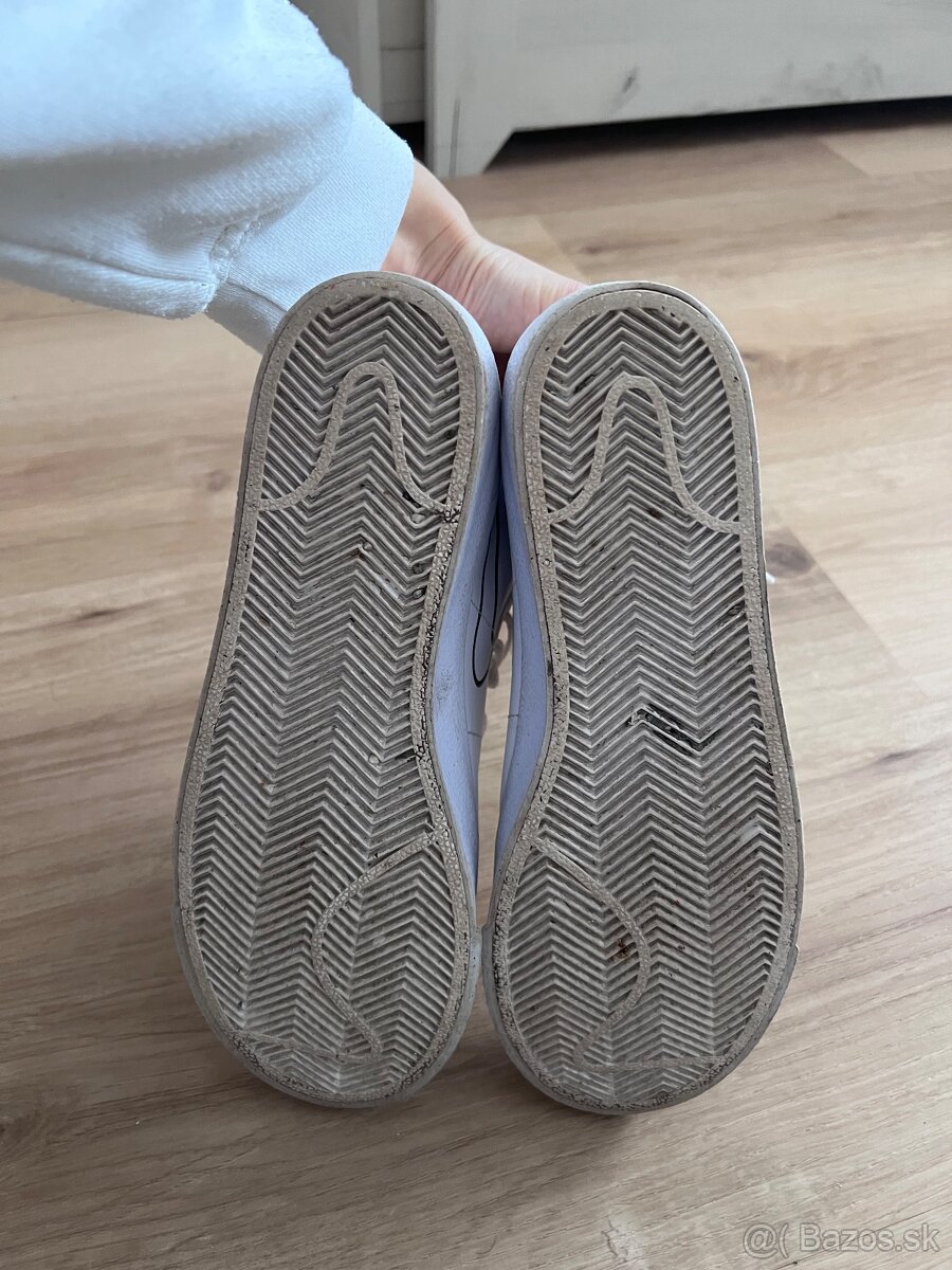 Dámske Nike tenisky - 4