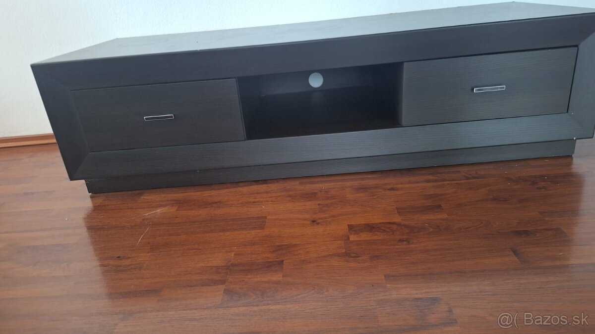 Sedačka + TV zostava - 4