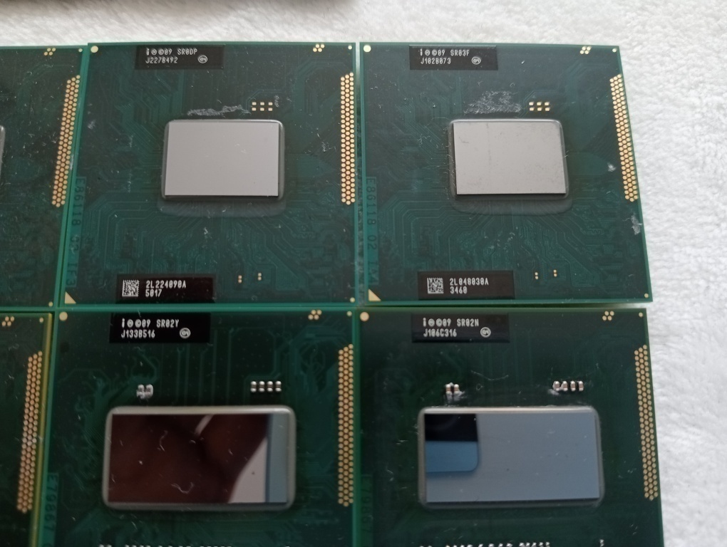 predám procesory pre notebooky , Intel® - 1,2,3,4 generácia - 4