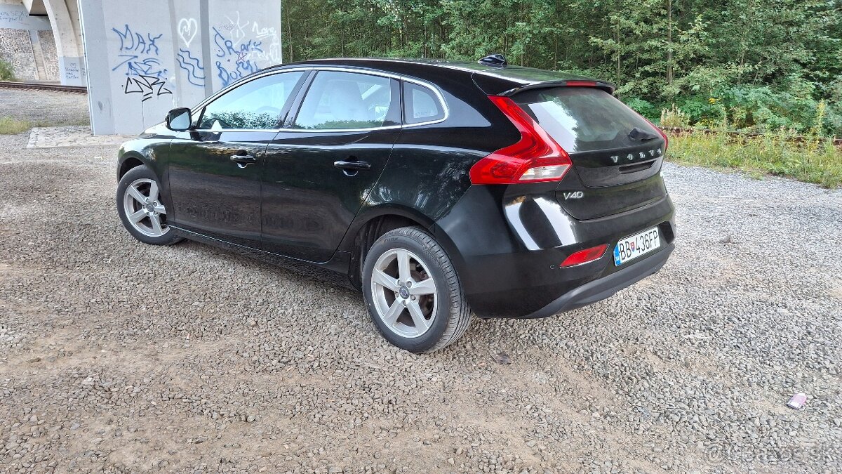 Volvo V40 - 4