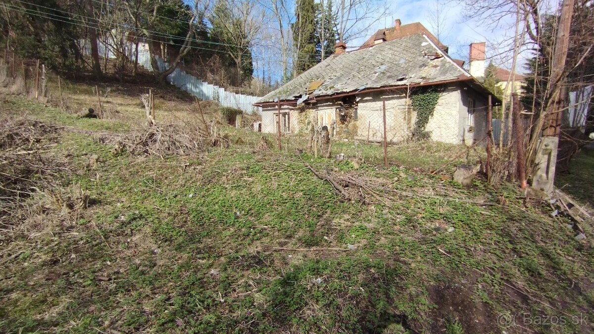 NA predaj pozemok na stavbu rodinného domu Banská Štiavnica - 4
