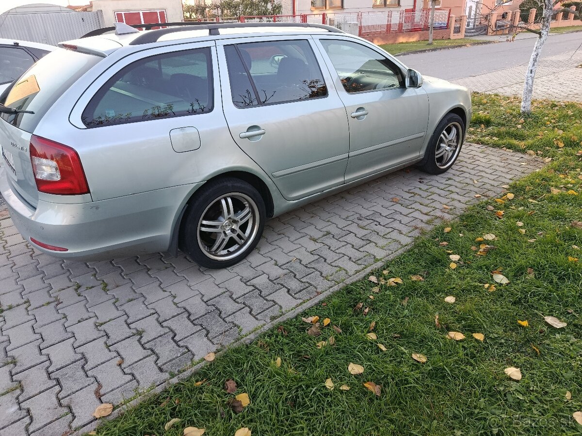 Predam skoda octavia2, 1.9 tdi, r.v.2009, facelift - 4