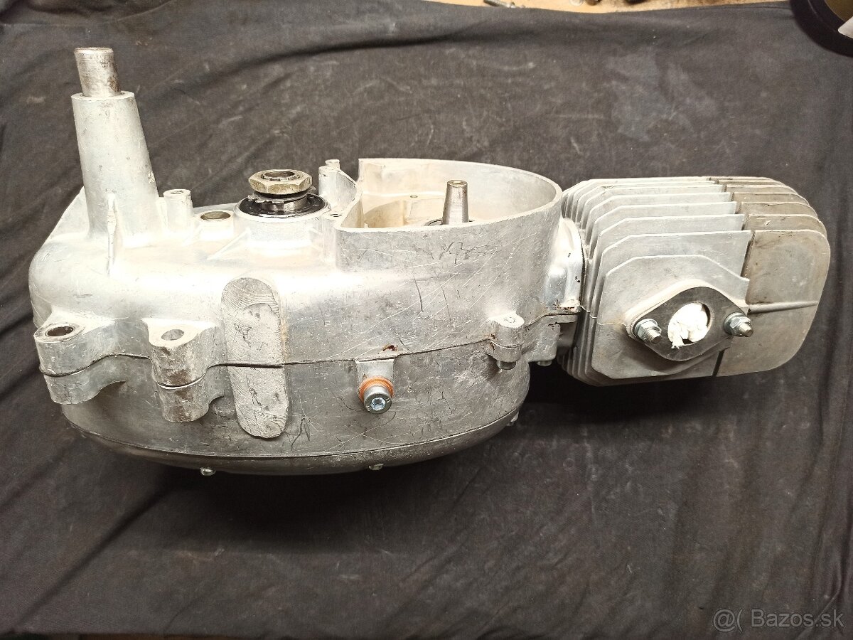 Pionier 20 21 23 05 Jawa 50 mustang