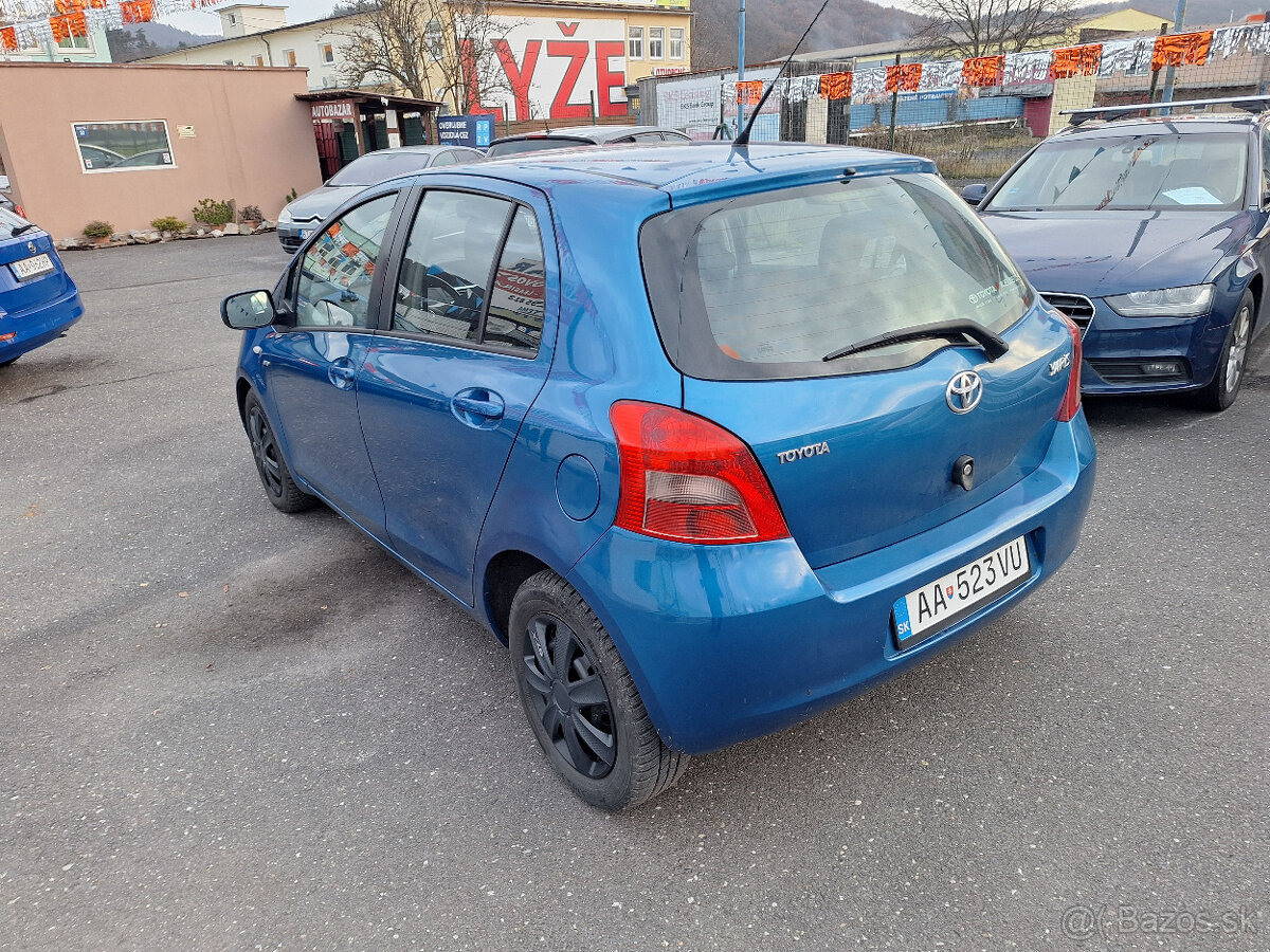 Toyota Yaris 1,4D-4D 66 kW Automat 5 - 4