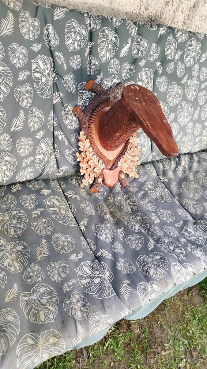 Predám podstavec pod Muflona parožie zhody trofeje. - 4