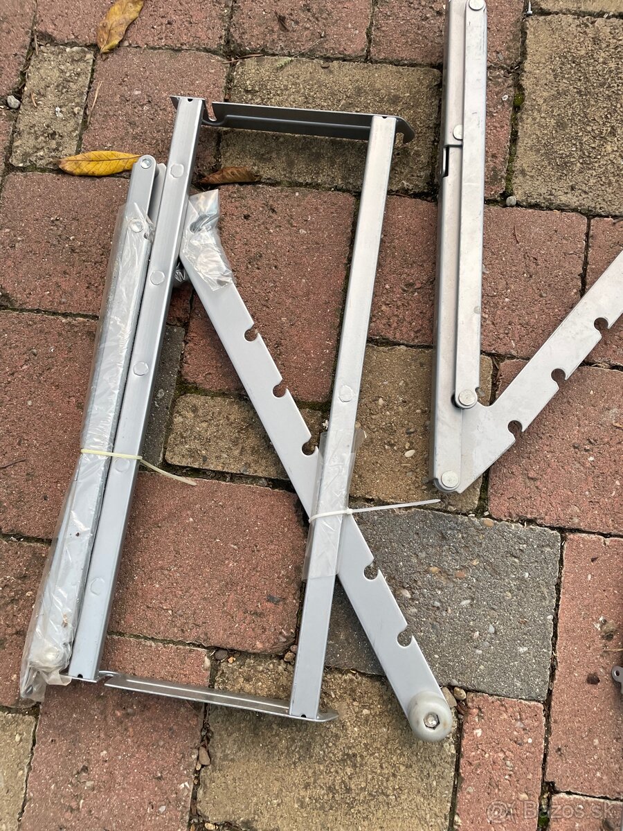 Organizér do šatníka-ikea. - 4