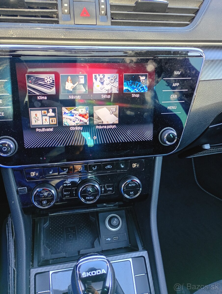 Predám Škoda Superb 3 combi ročník 2022 DSG - 4