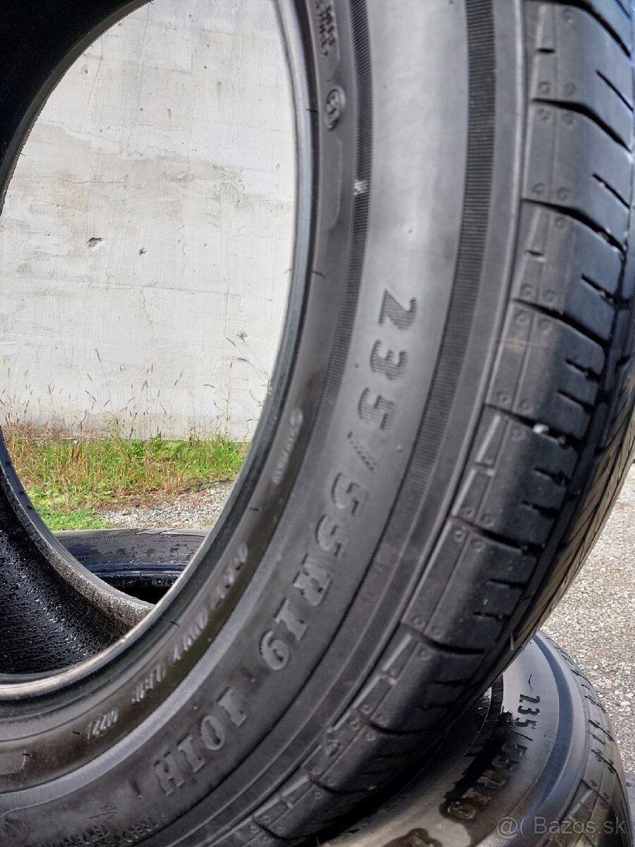 Pneumatiky Goodyear 235/ 55 r19 - 4