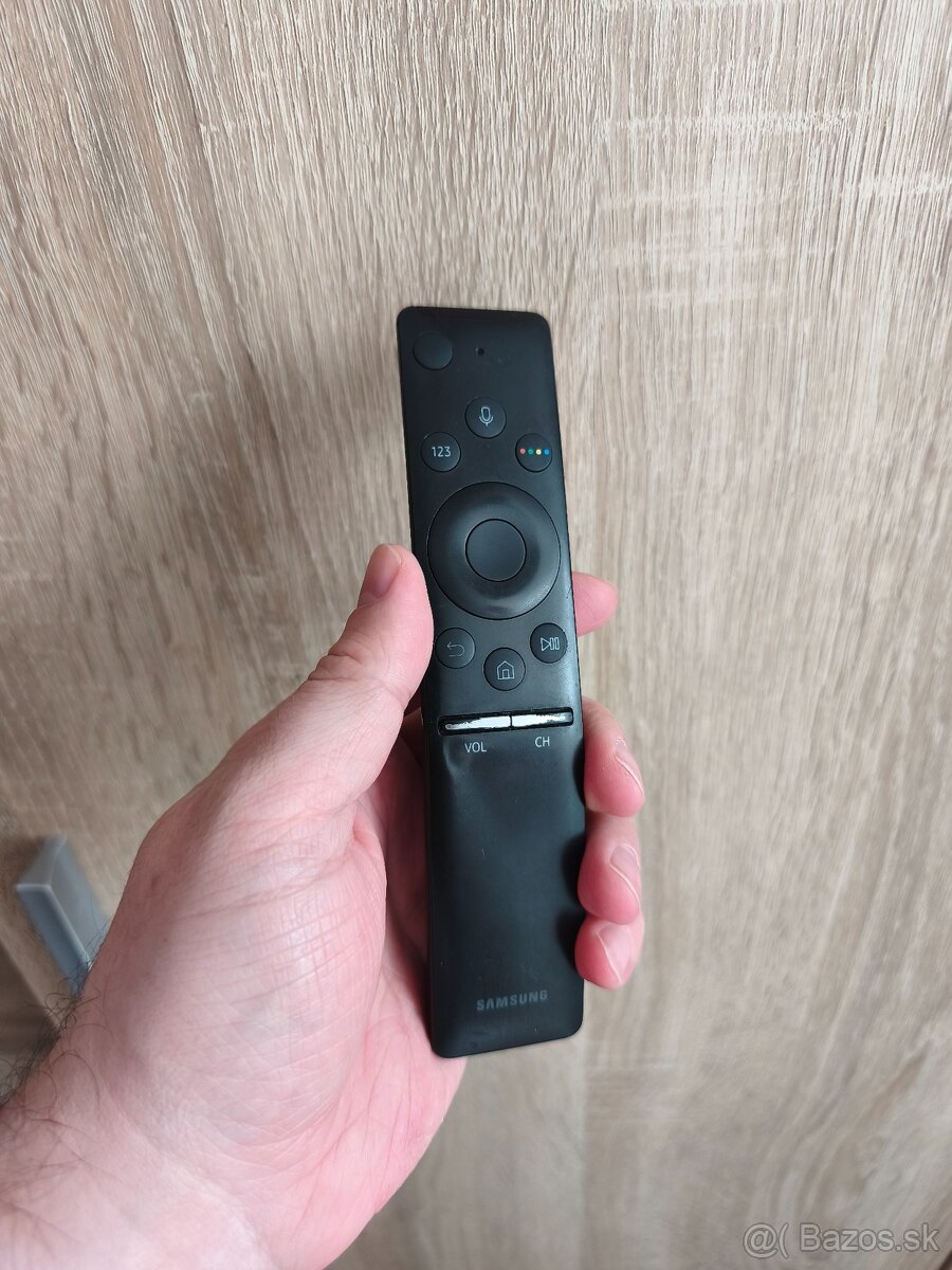 Smart, Full HD Samsung UE32M5672 - 4