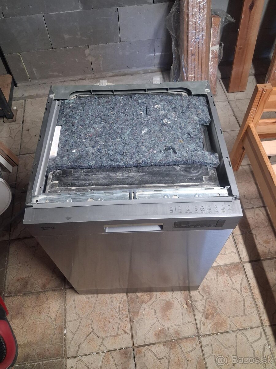 Umývačka riadu BEKO - 4