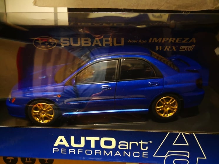 1:18 Autoart, mix 4 - 4