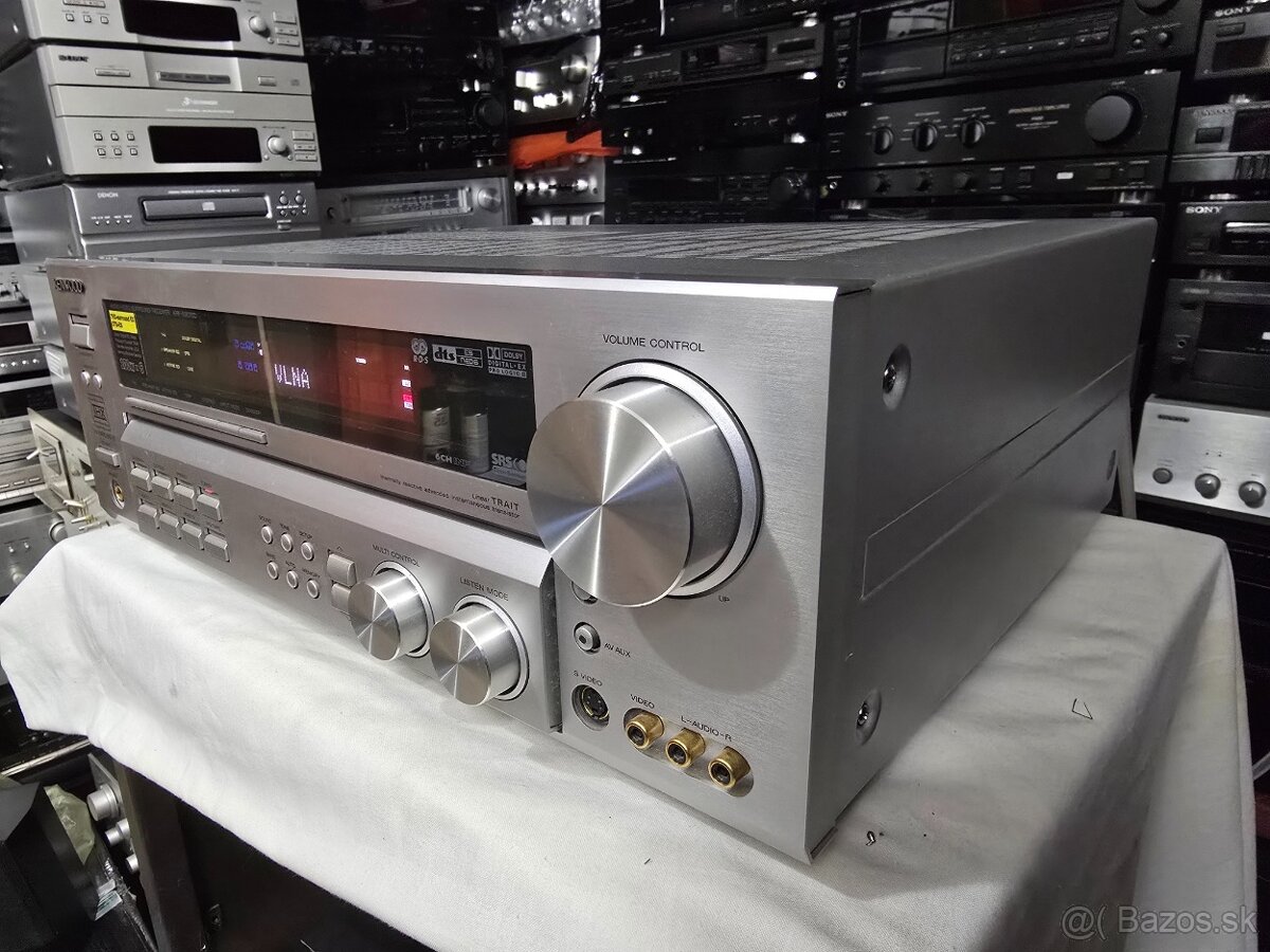 Kenwood KRF-X9070D top av receiver - 4