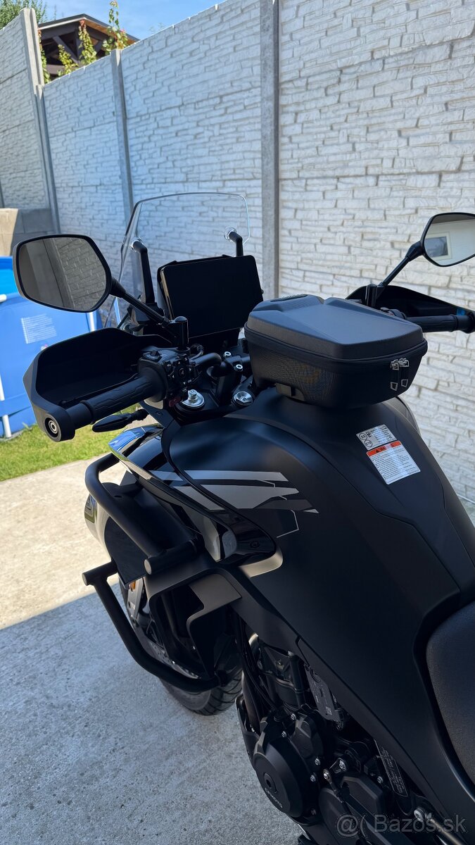 CFMOTO 800MT EXPLORE