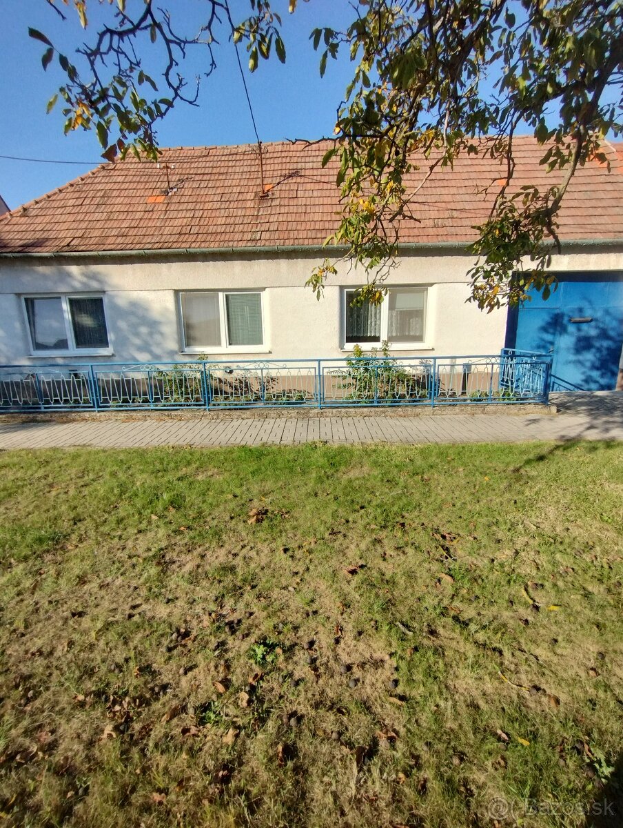 Predáme starší rodinný dom v obci Jakubov pri Malackách - 4