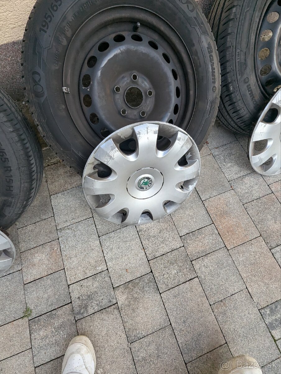 Predám kolesá zo Škody Octavia 2 . 195/65/R15 H - 4