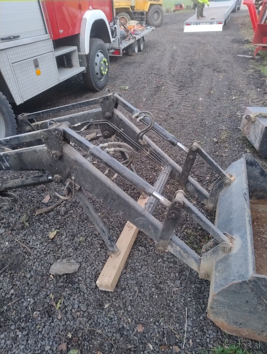 Nakladač České výroby na malotraktor - 4
