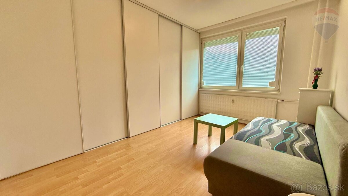 Na predaj - 3 izbový byt vo vyhľadávanej lokalite, blízko ce - 4
