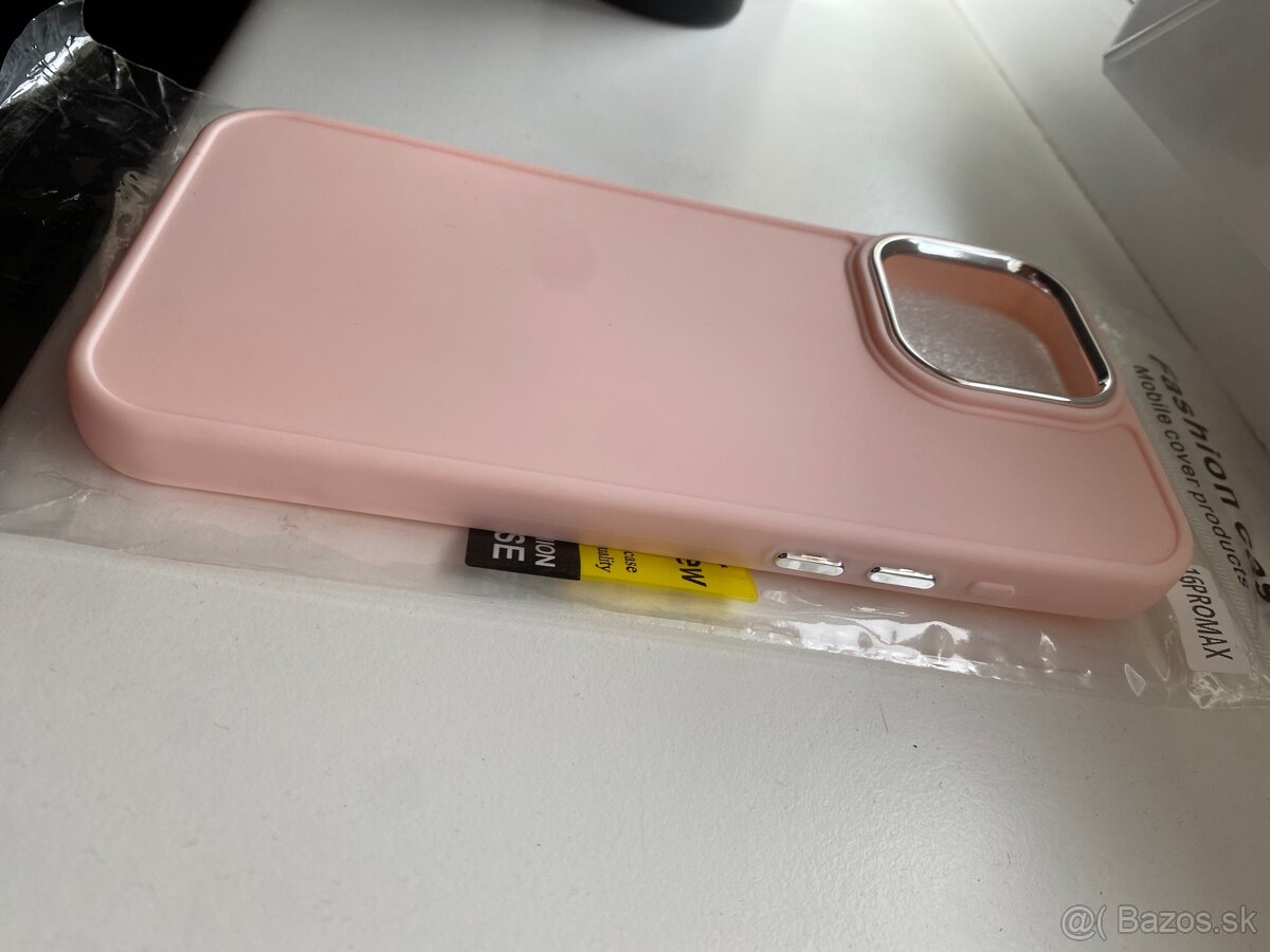 Ružový silikonový obal na iPhone 16 pro max - 4