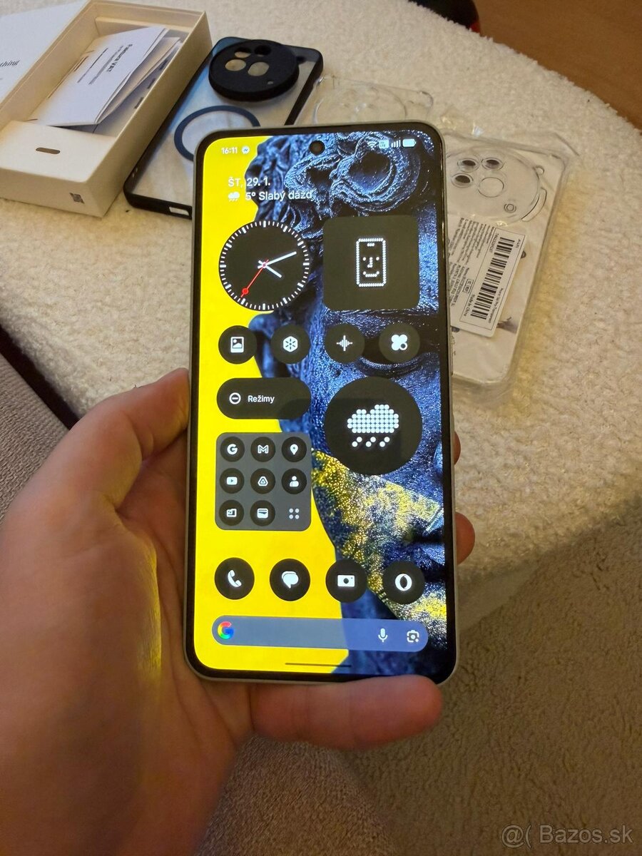 Nothing phone 3a pro - 4