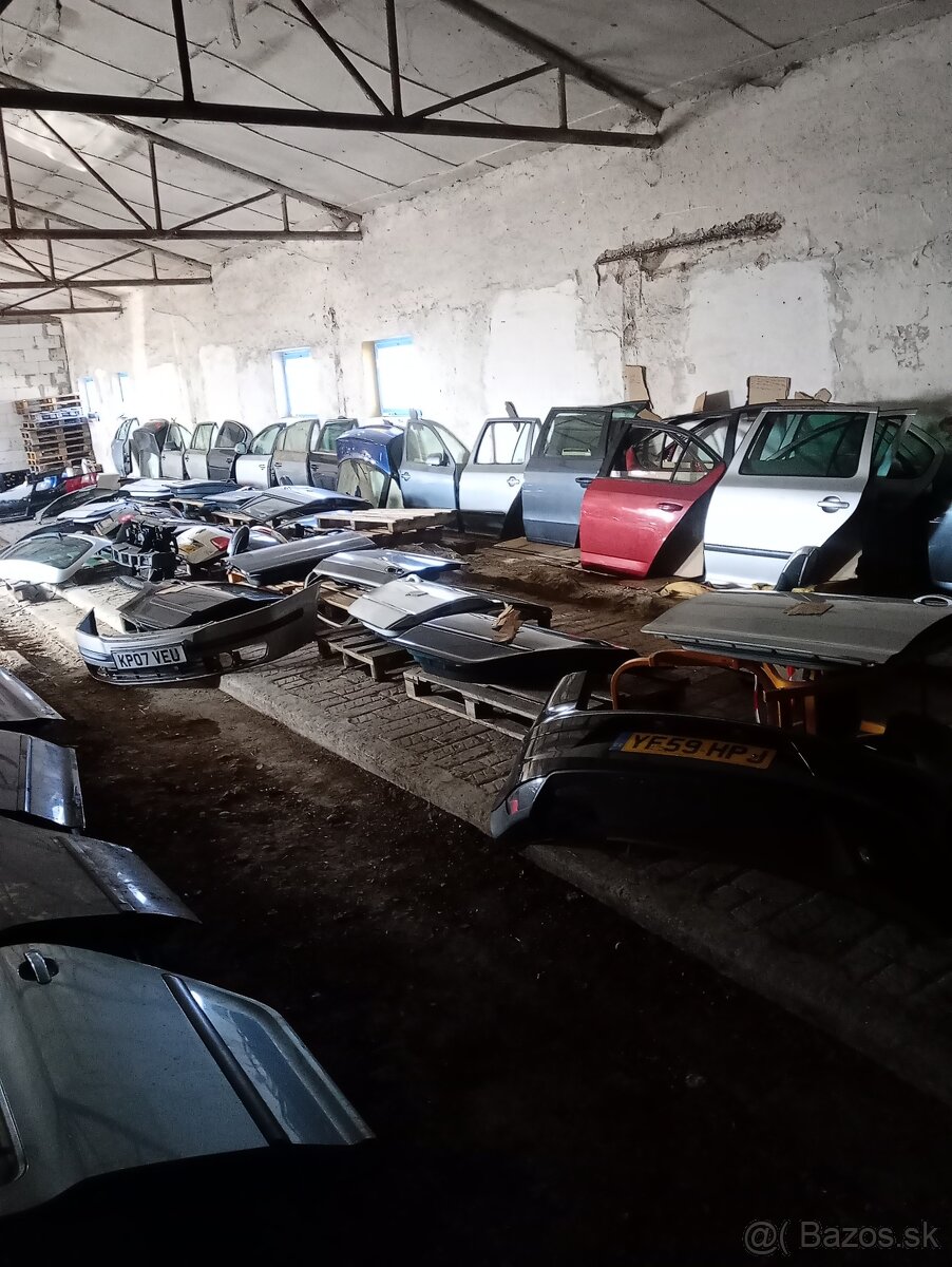 Dvere Octavia 3 sedan color LF3L - 4