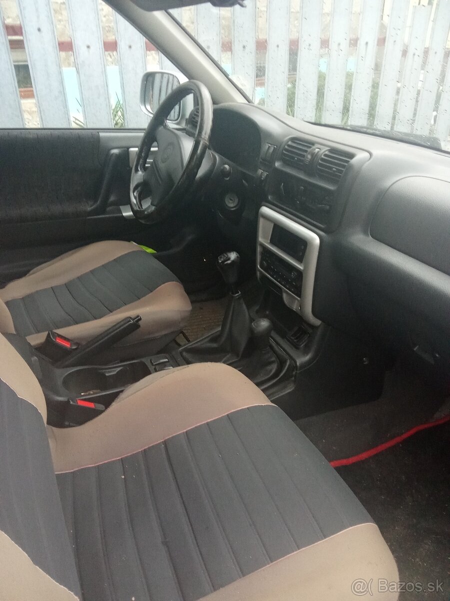 Opel Frontera Sport - 4