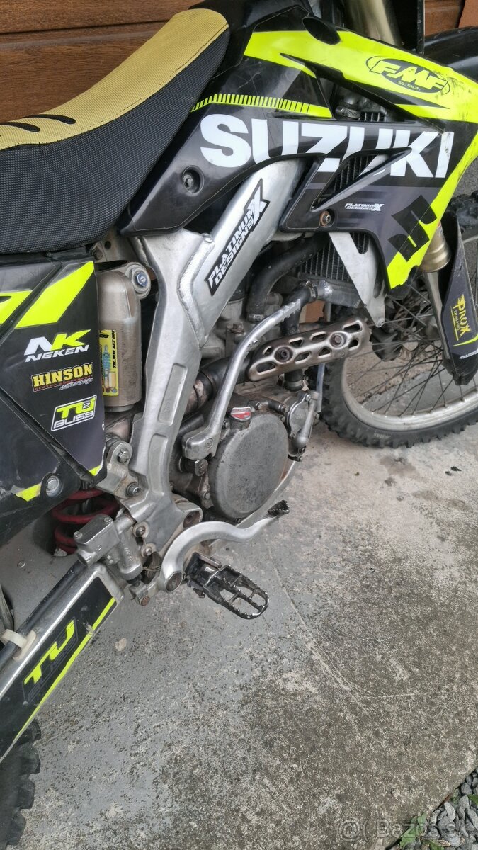 Suzuki RM-Z 250 - 4