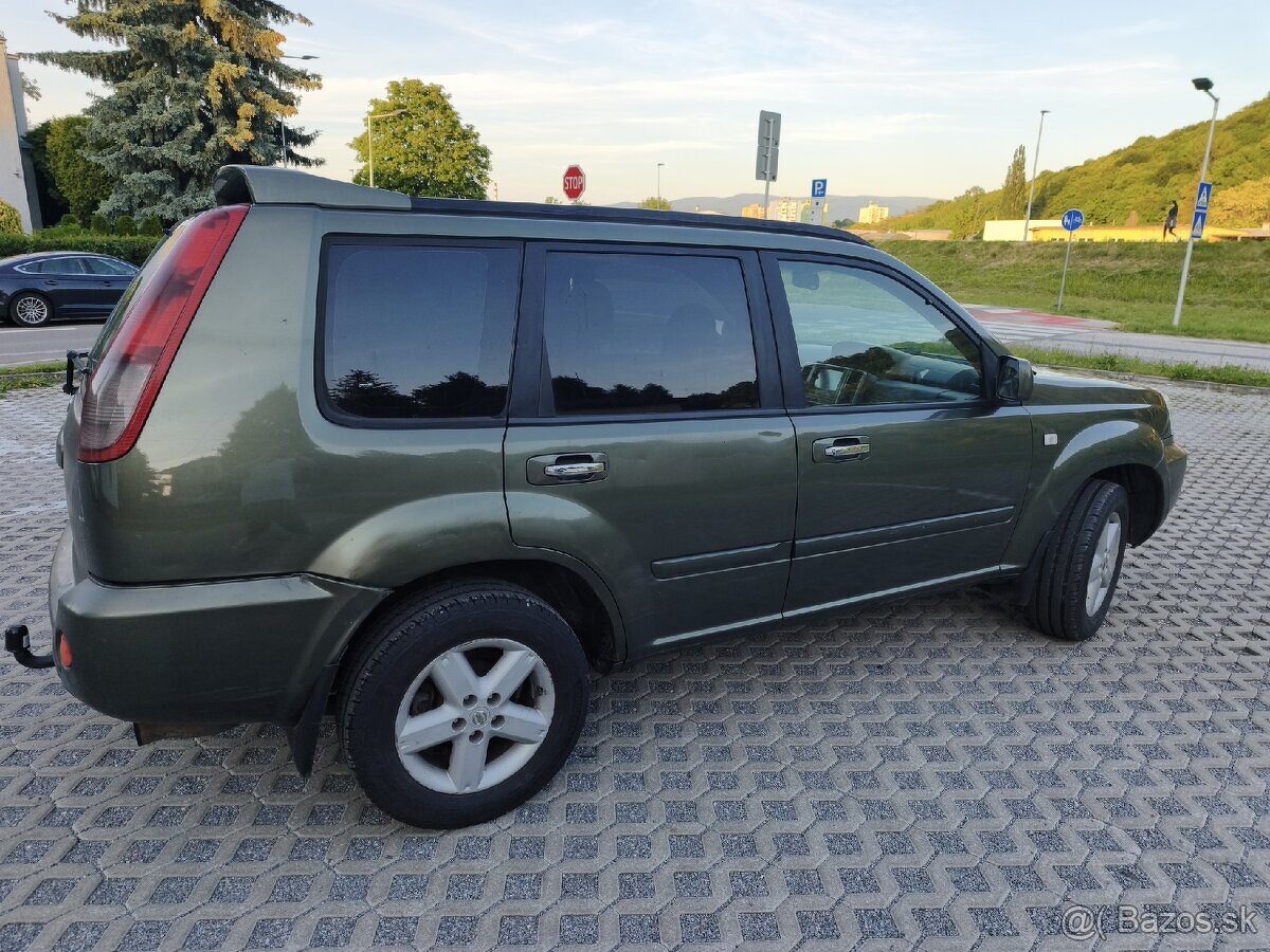 Nissan X-Trail 2.0 dCi 4x4 - 4
