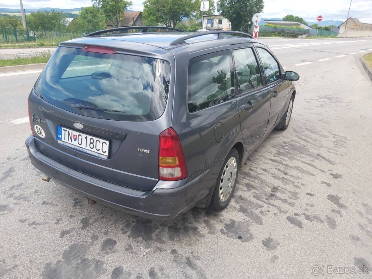 Ford Focus Kombi 1.8 TDCi Comfort - 4