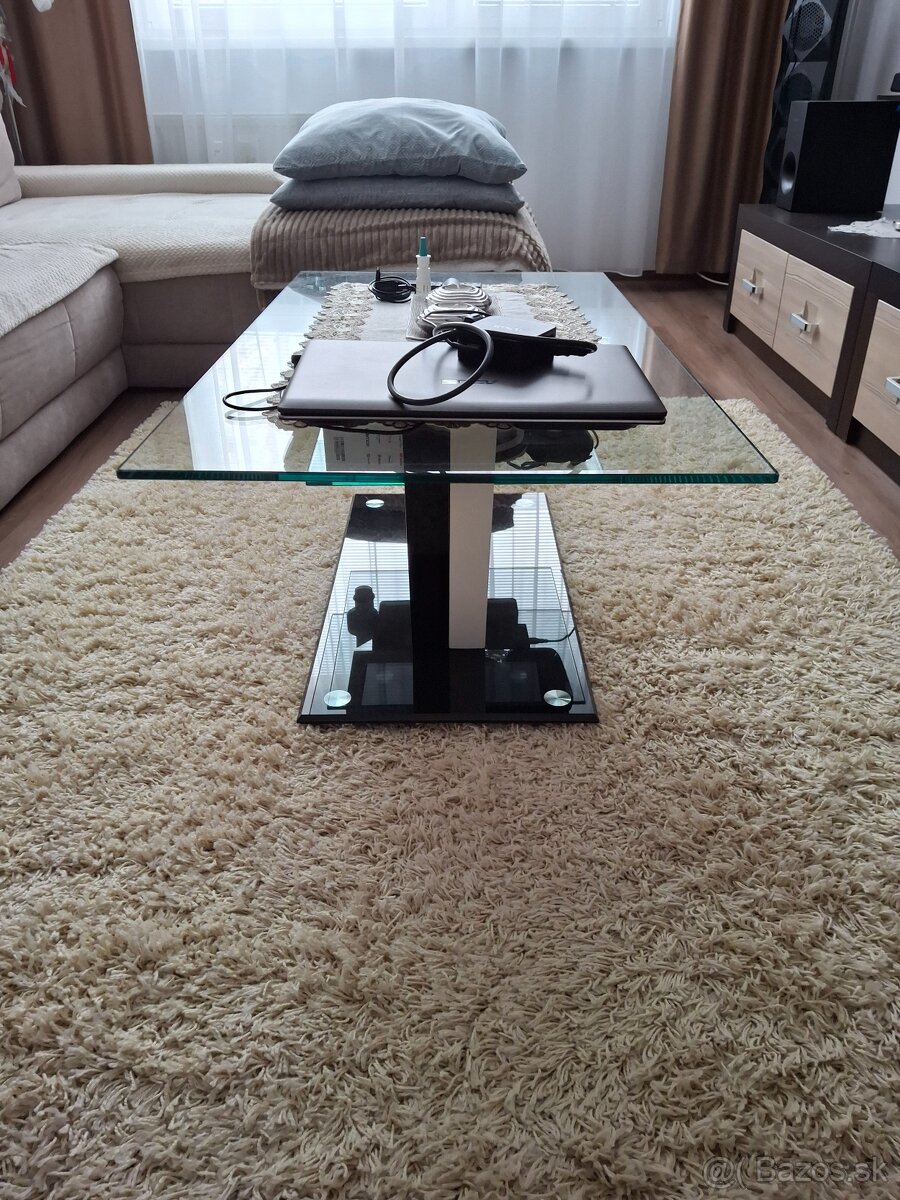 Konferenčný stolík zo skla - 4