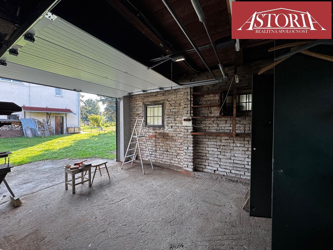 PRENÁJOM - Garáž pri rodinnom dome - Martin - Na Bystričku 4 - 4