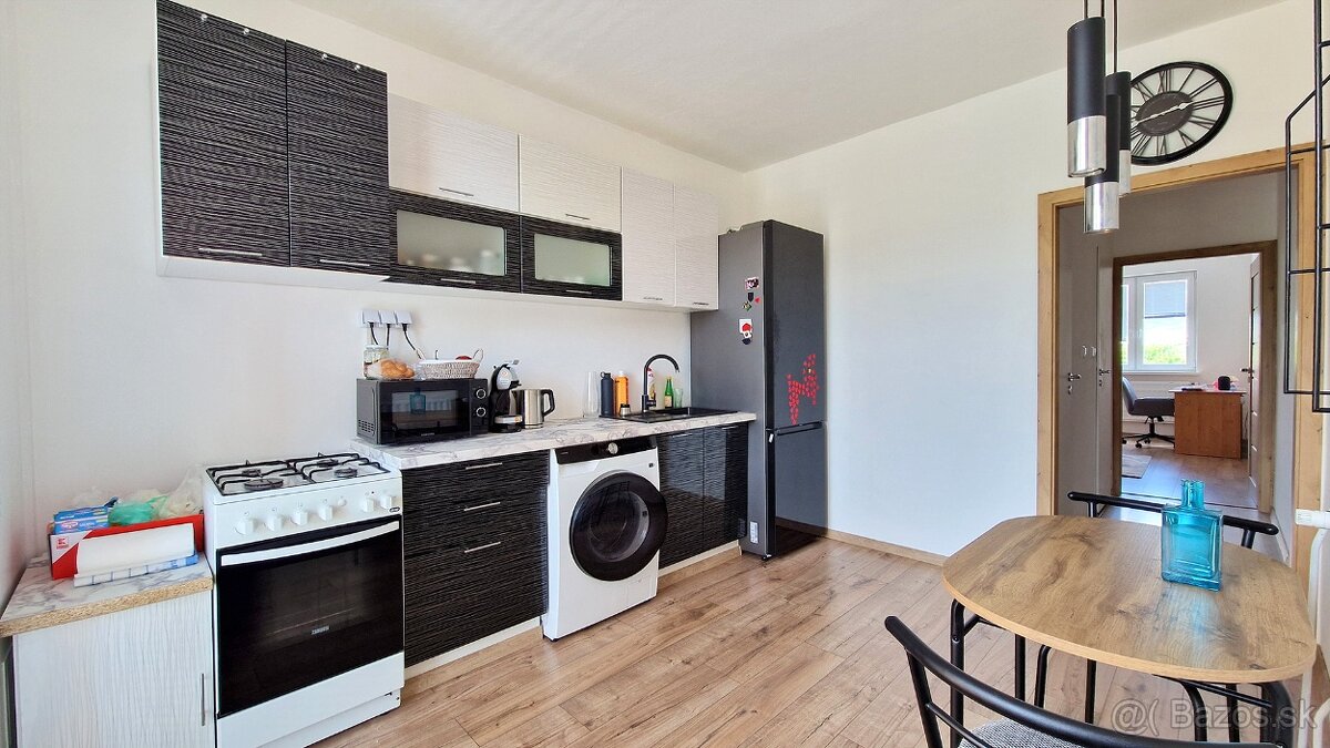 Moderný 4 izbový byt na prenájom, ul. Šoltésovej, Prievidza - 4