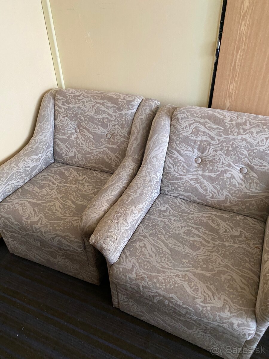 Štýlové retro kreslá – pohodlné a pevné (2 ks) - 4