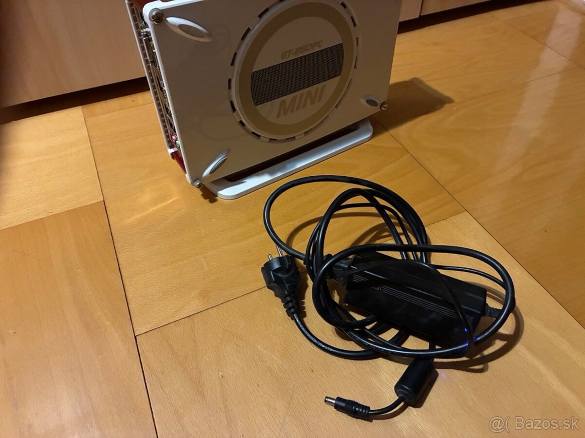 Mini stolný počítač - 4
