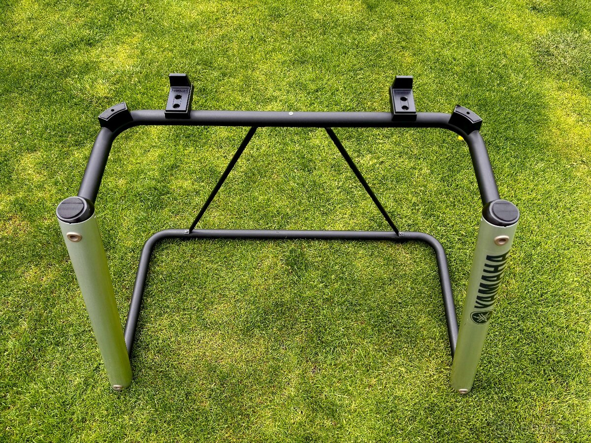 Predám stojan na klávesové nástroje YAMAHA L-7S - 4