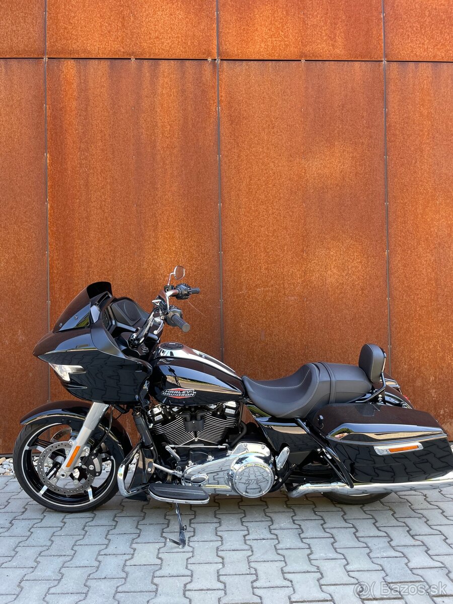 Harley-Davidson Road Glide 2025 - 4