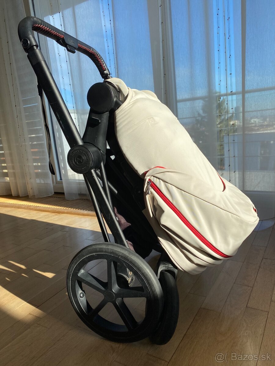 Cybex Priam Ferrari silver grey - 4