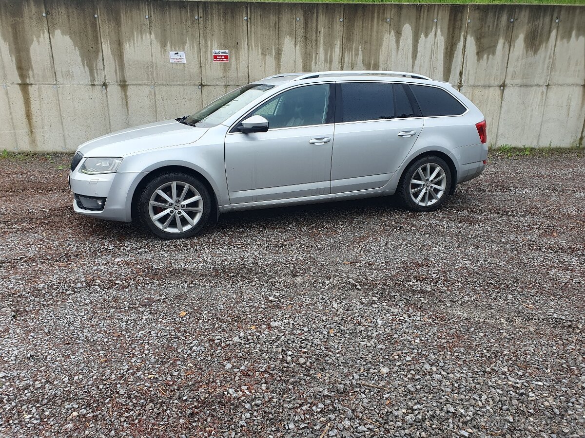 Skoda octavia 3 combi 1.6tdi 77kw 4x4 - 4