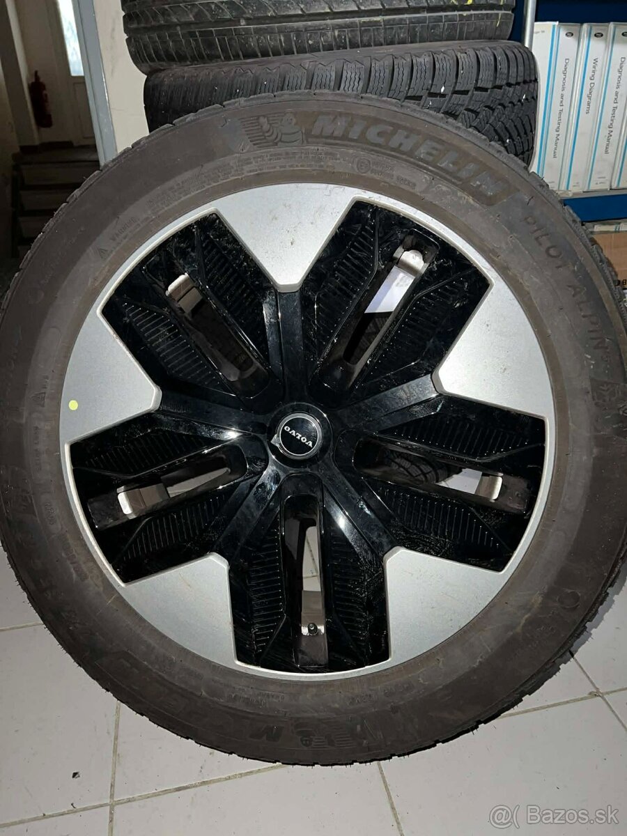 Predam komplety volvo 5x108 R18 - 4