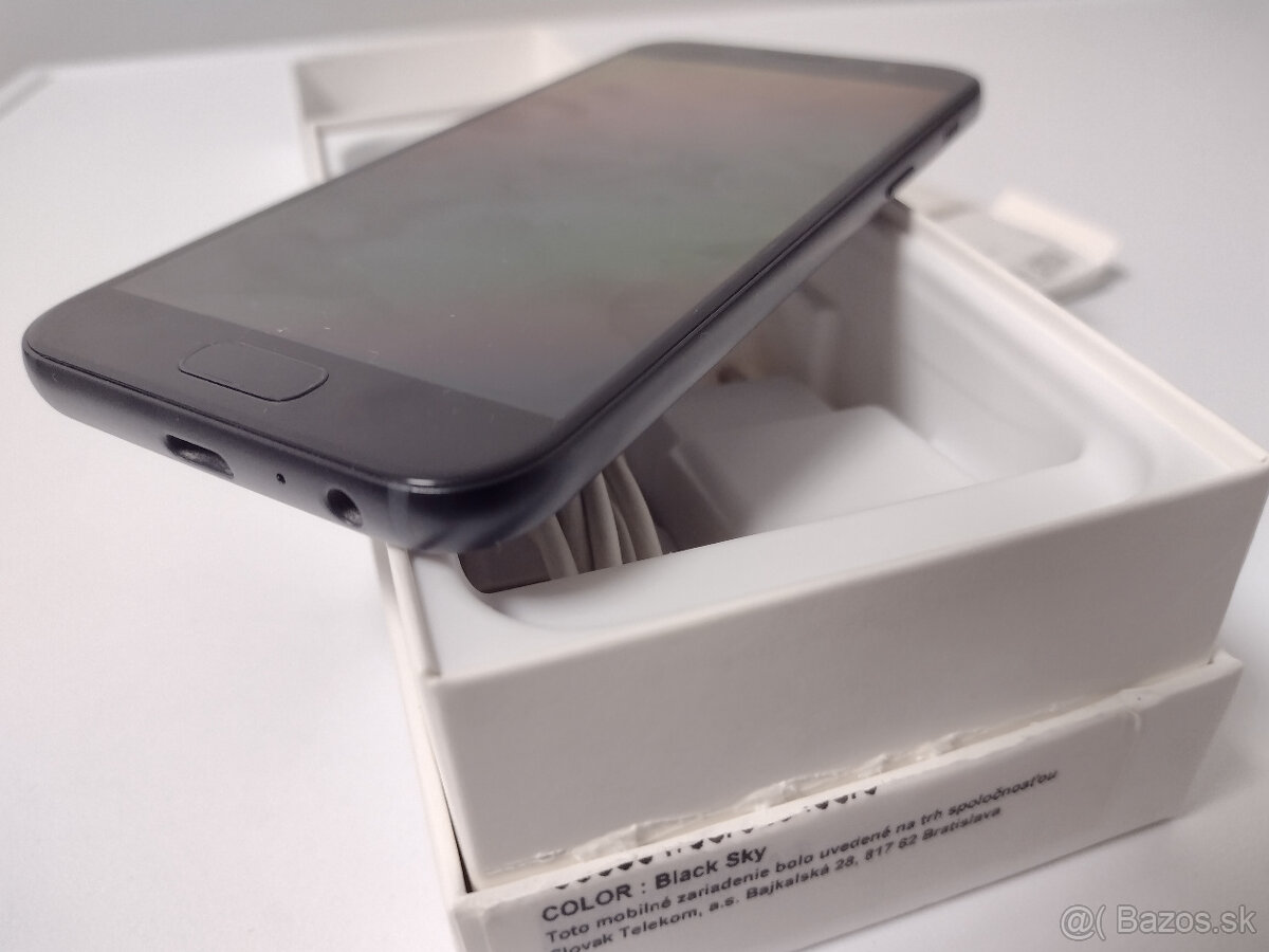 Samsung A3 2017 - 4