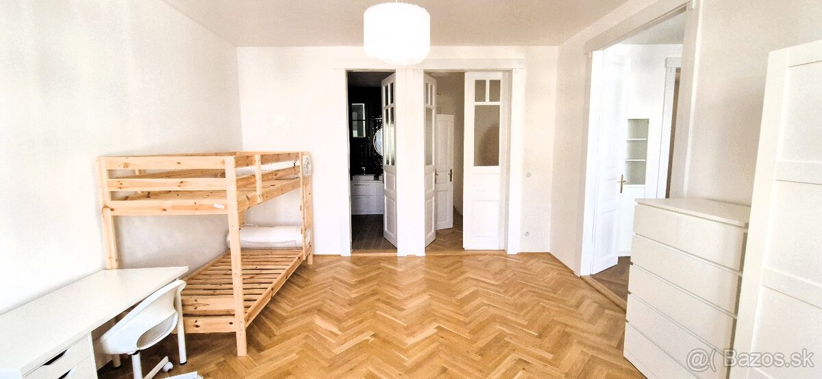 3 izbový byt po rekonštrukcii, Bratislava - Staré Mesto - 4