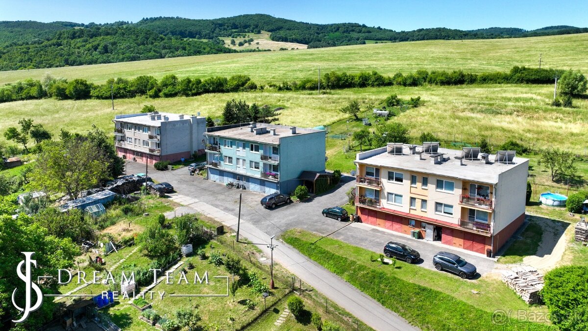 Priestranný 3-izbový byt o veľkosti 92m2 s garážou, Prenčov - 4